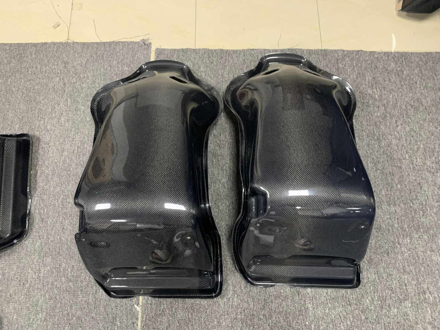 Mazda FD RX7 FD3S Carbon-Kevlar OEM style bucket seats
