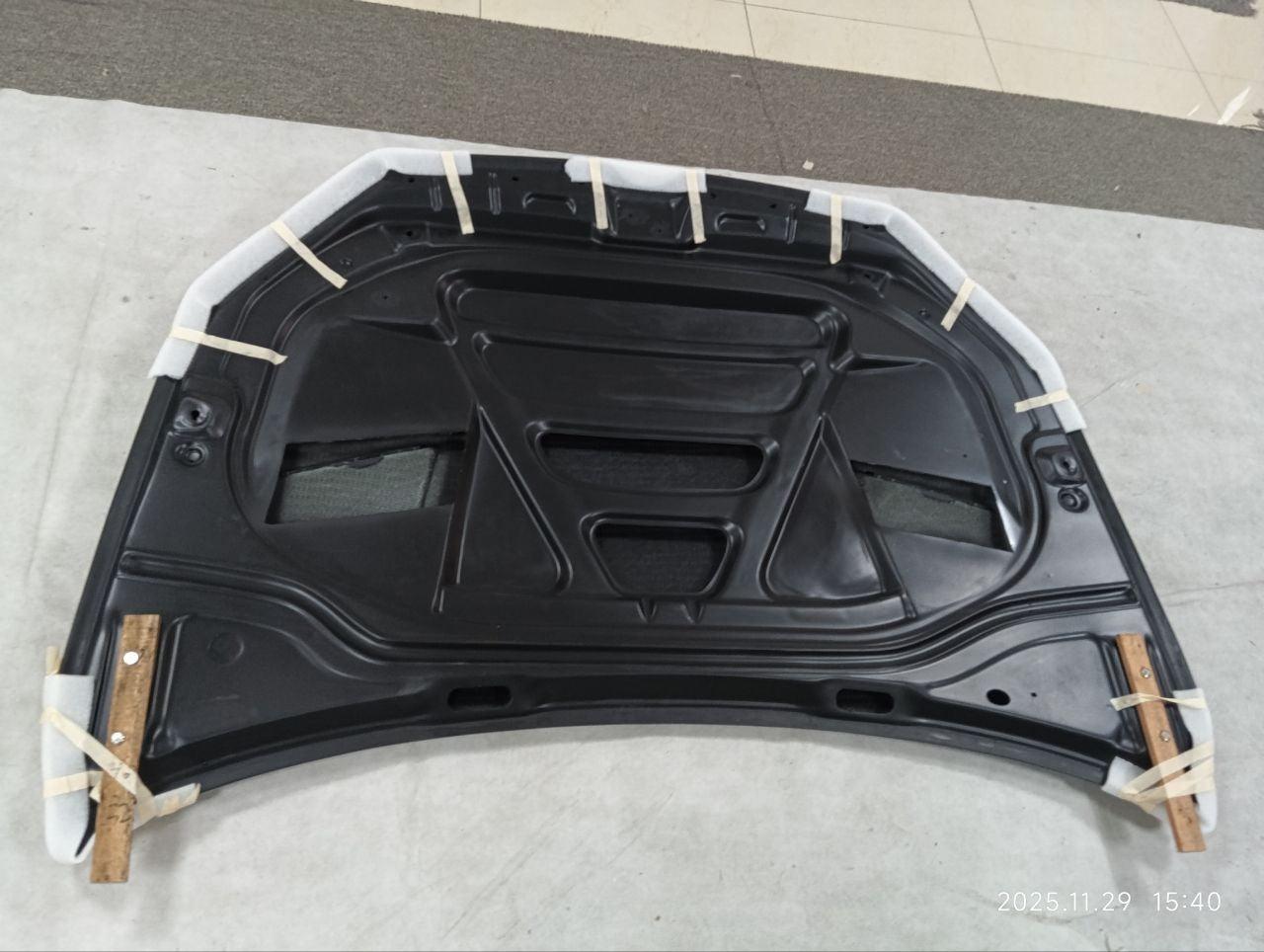 VW GOLF MK7/7.5 GTI/R ASPEC Style Carbon Fiber Bonnet