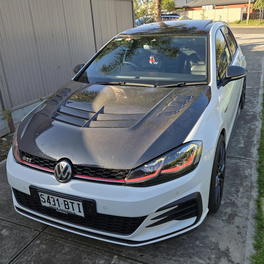 VW MK7.5 GTI/R VARIS Style Carbon fiber bonnet